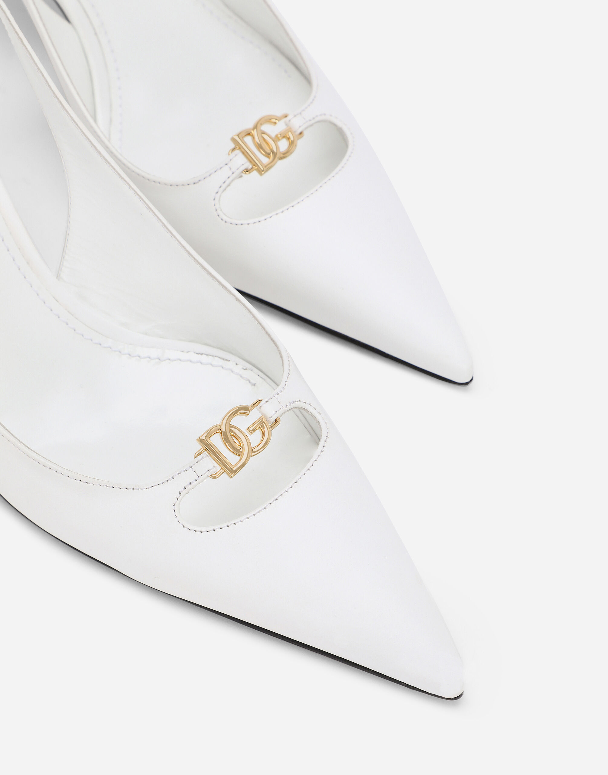 ホワイトのウィメンズ Silk nappa leather slingbacks with DG