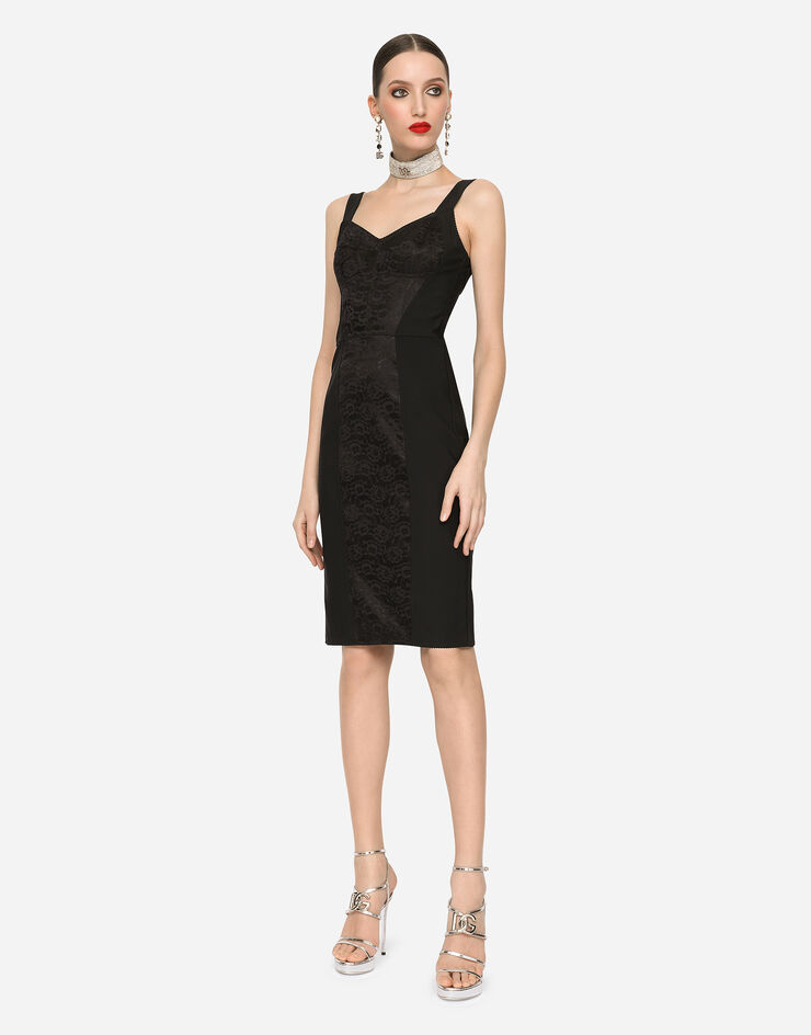 Dolce & Gabbana فستان ميدي نمط كورسيه من نسيج شبكي متين ودانتيل أسود F63G9TG9798