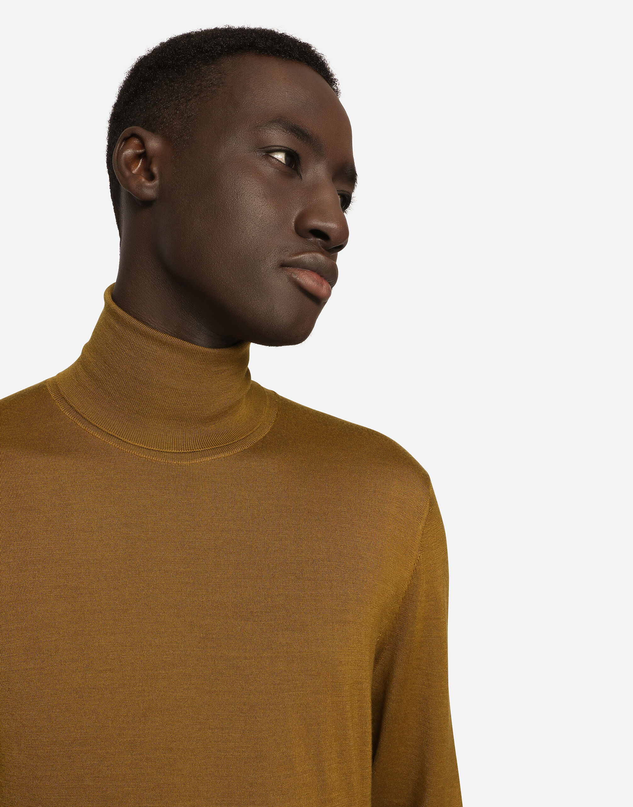 Cashmere and silk turtle neck sweater in Beige for Dolce Gabbana US
