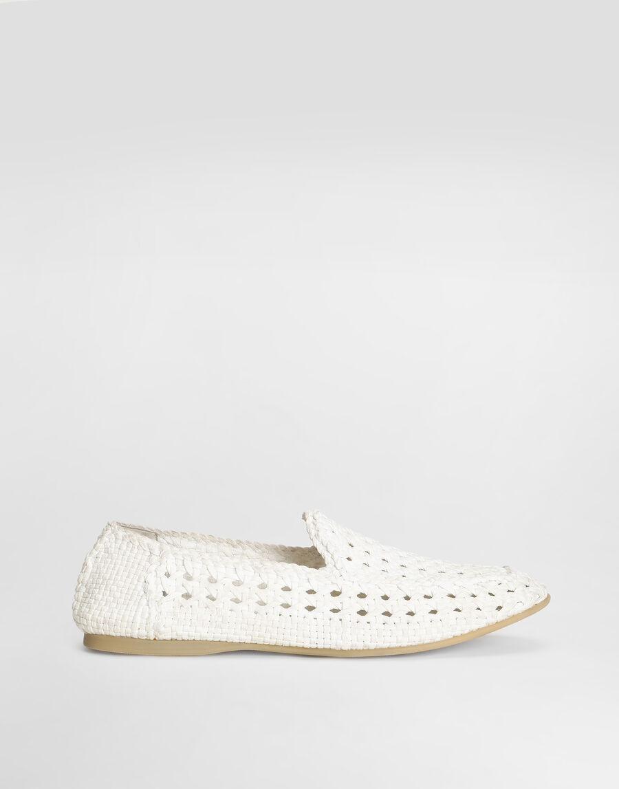 Slippers in woven fabric