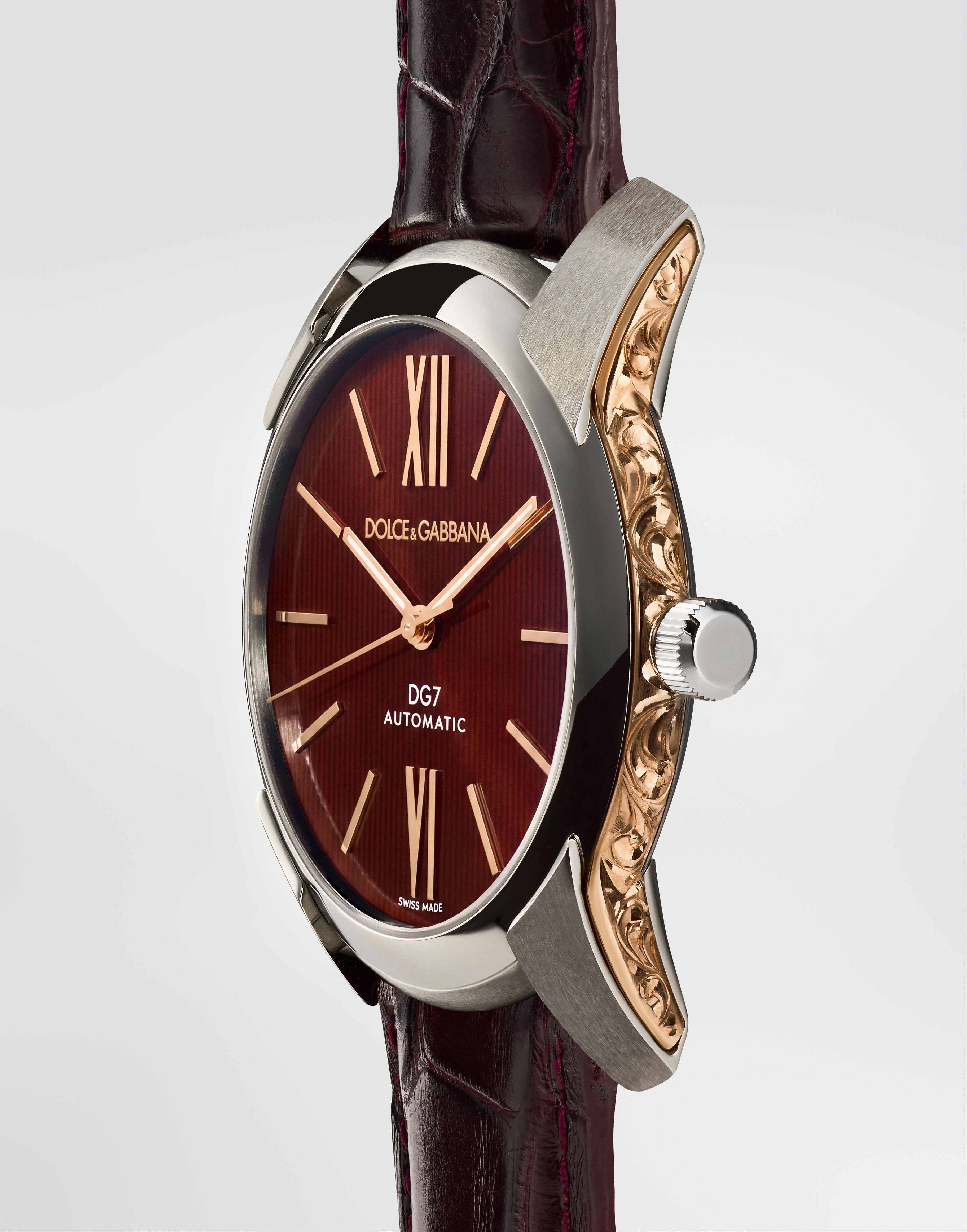 ボルドーのメンズ DG7 watch in steel with engraved side decoration