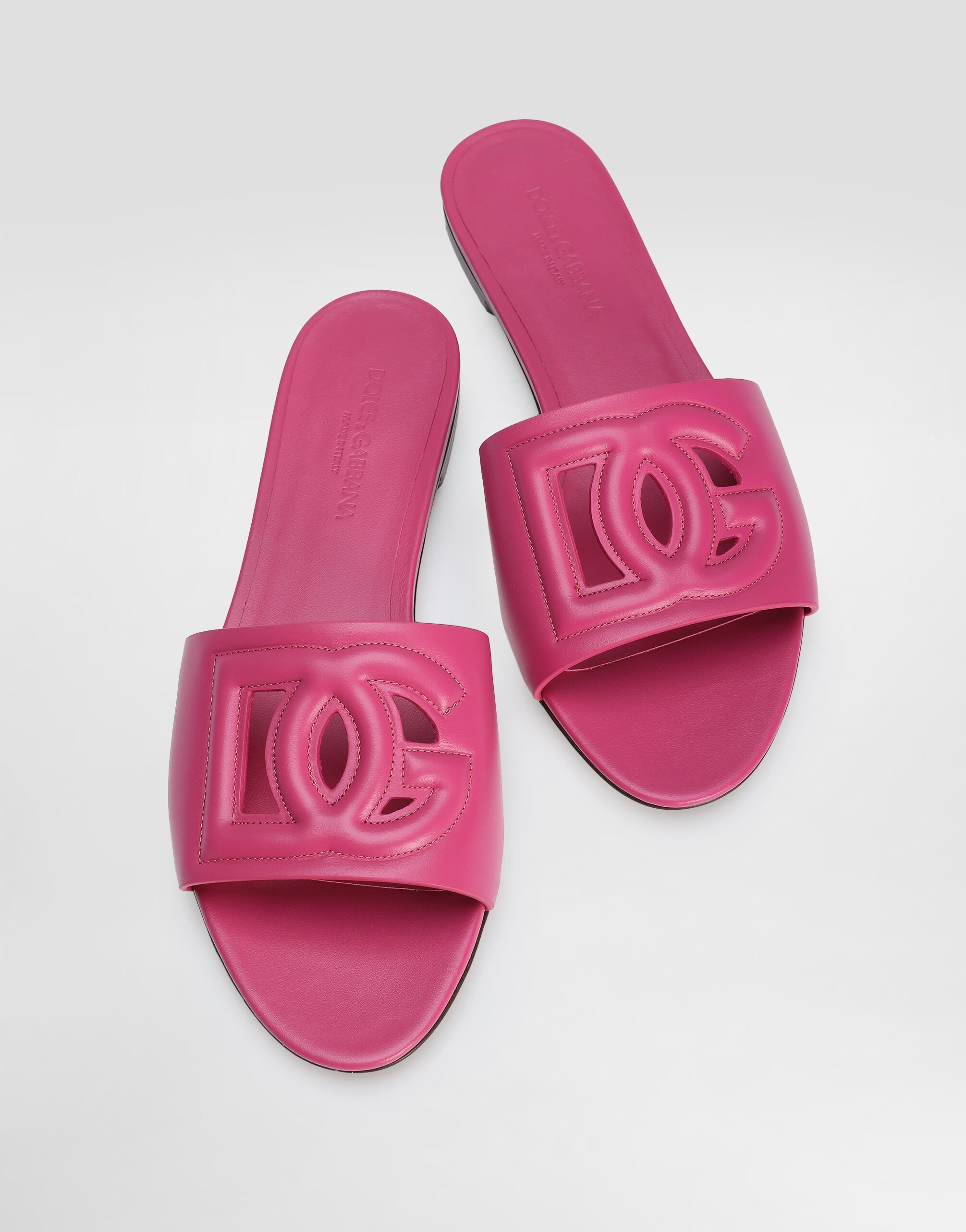 サンダル・ミュール Dolce & Gabbana 'DG Millennials' slides (CQ0436AY329 80402) Calfskin slides with DG Millennials logo in Black for Women