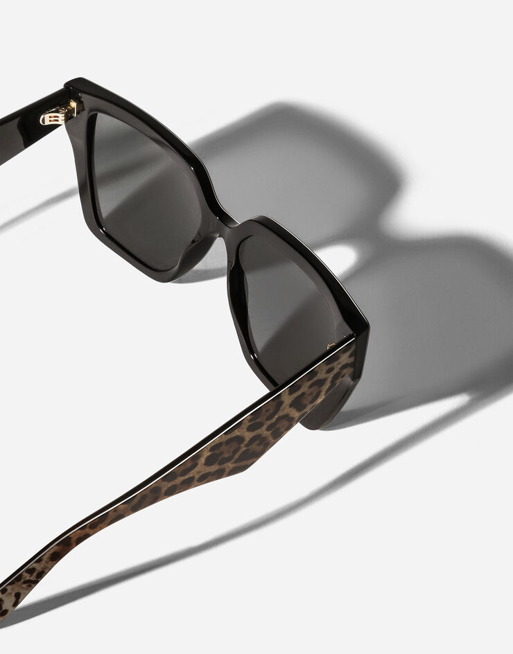 Dolce & Gabbana DG Crossed Sunglasses Leo brown on black VG4438VP387