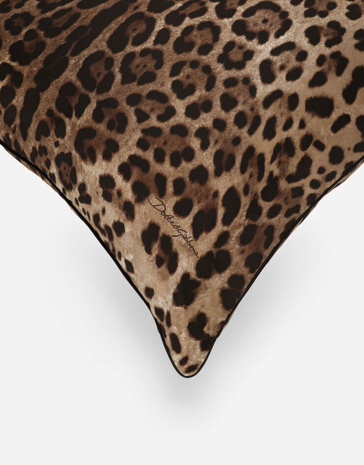 Dolce & Gabbana Средняя подушка из шелка разноцветный TCE002TCAF9