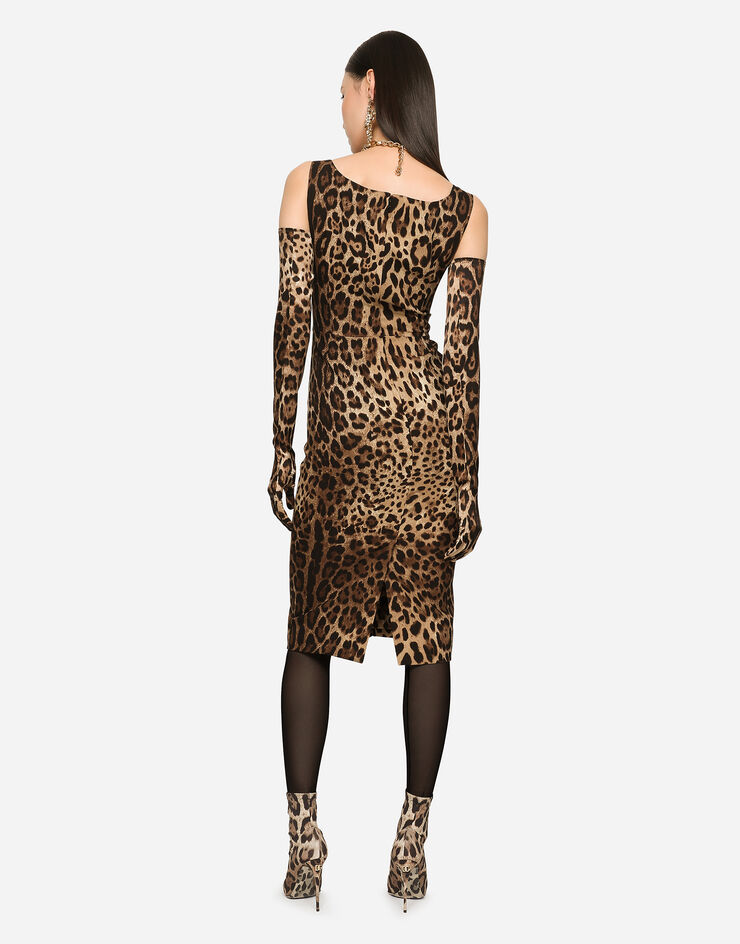 Dolce & Gabbana Vestido midi en seda satinada con estampado de leopardo Multicolor F6F4ZTFSADD