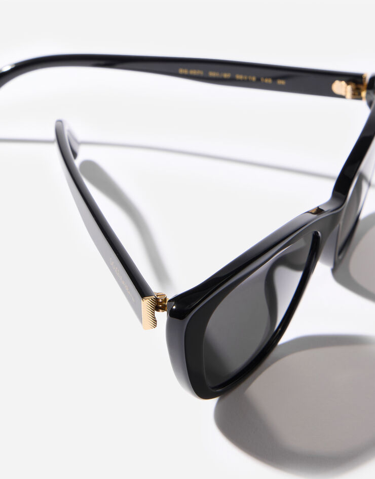 Dolce & Gabbana Everyday Sunglasses Black VG4571VP187