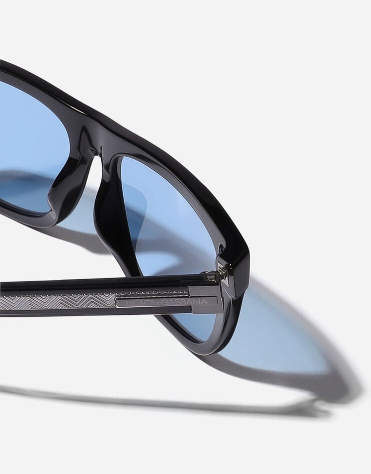 Dolce & Gabbana Lunettes de soleil à imprimé Maiolica corallo Dolce & Gabbana Lunettes de soleil à imprimé Maiolica corallo Black VG4545VP180