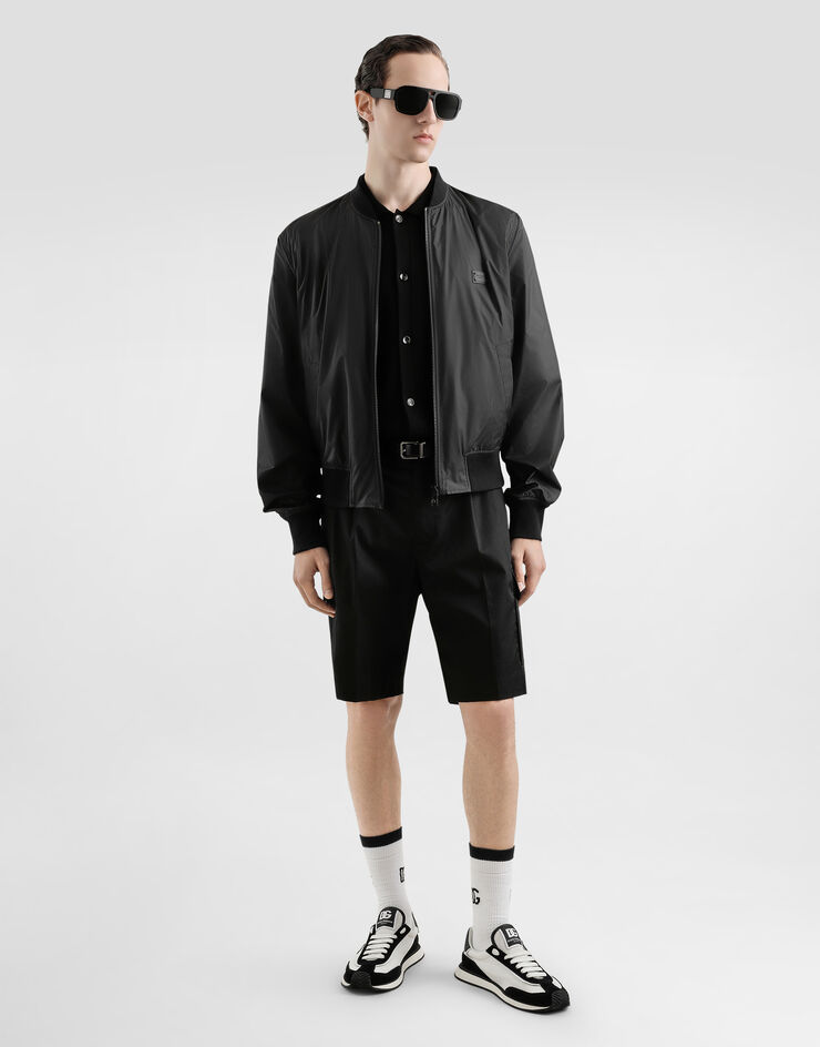 Dolce & Gabbana Baumwollhemd mit Plakette Schwarz GXV95TJBCF5
