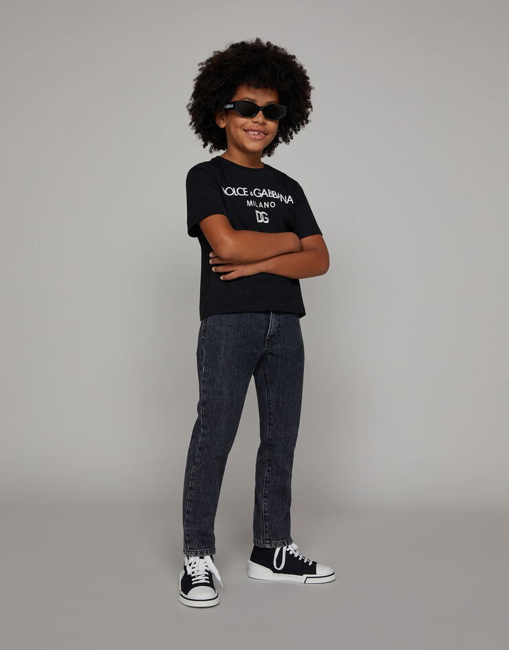 Dolce & Gabbana Rundhals-T-Shirt aus Jersey Stickerei DG Milano Schwarz L4JTEYG7E5G