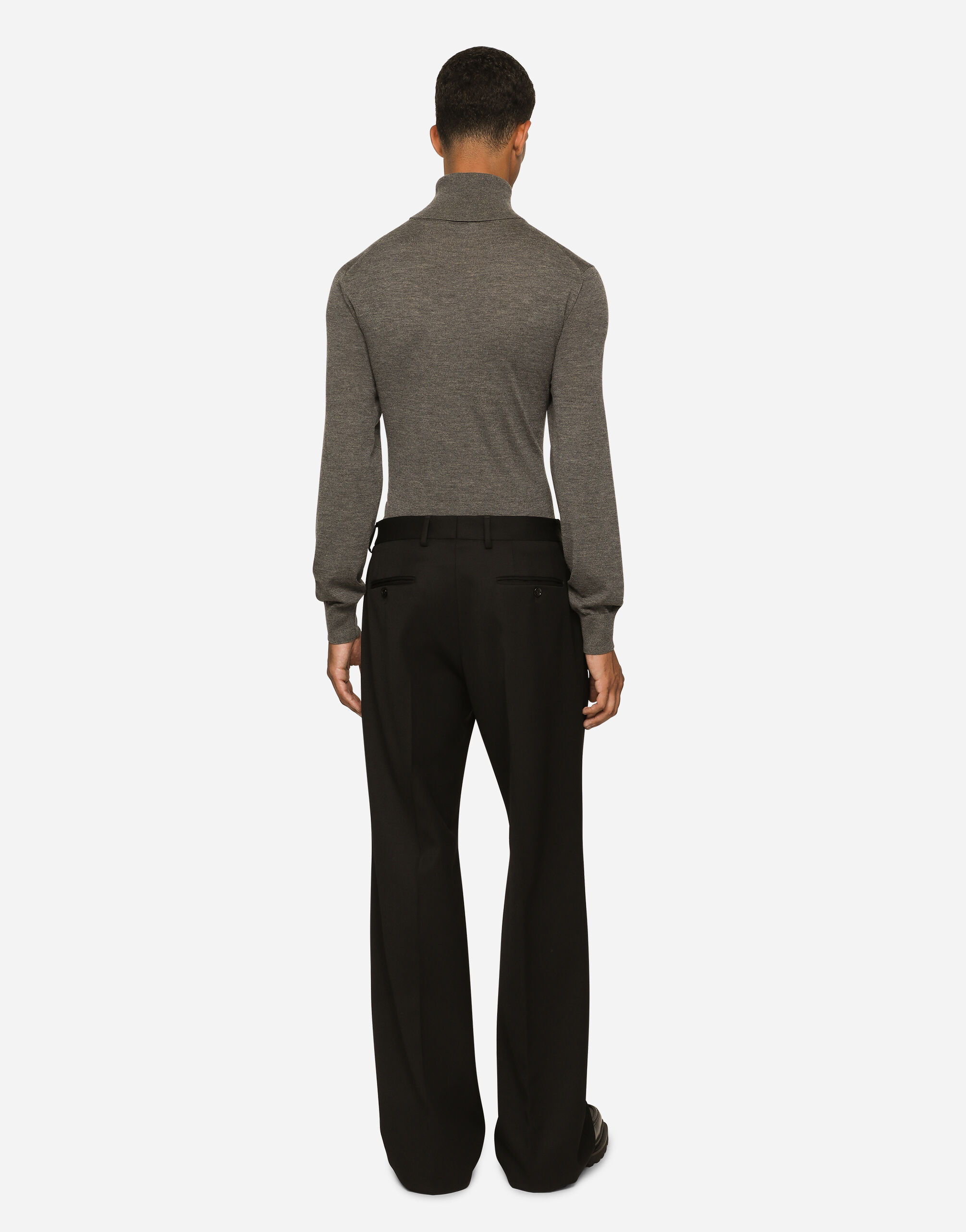 Grey cashmere discount turtleneck sweater