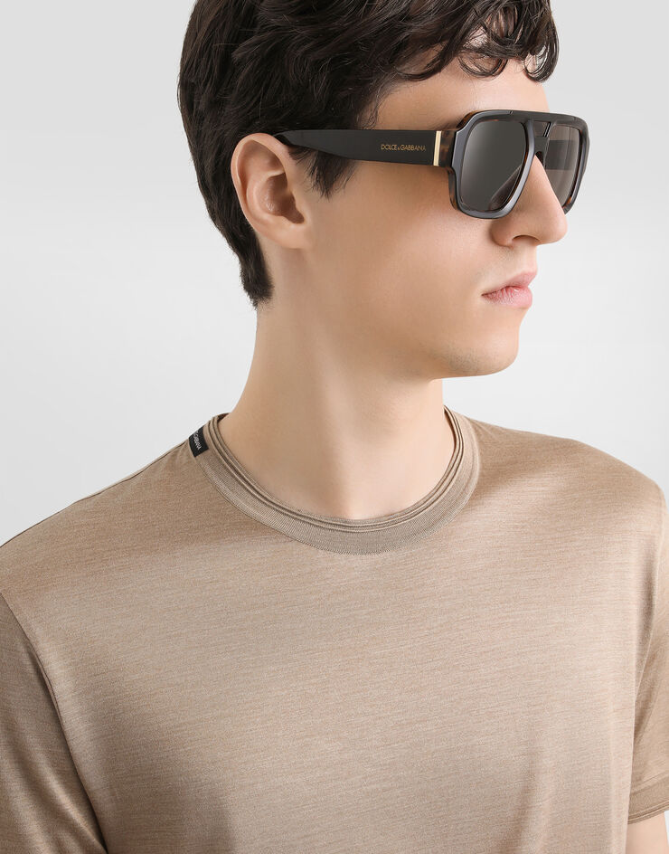 Dolce & Gabbana Short-sleeved silk t-shirt Multicolor G8ST1TG7P0F