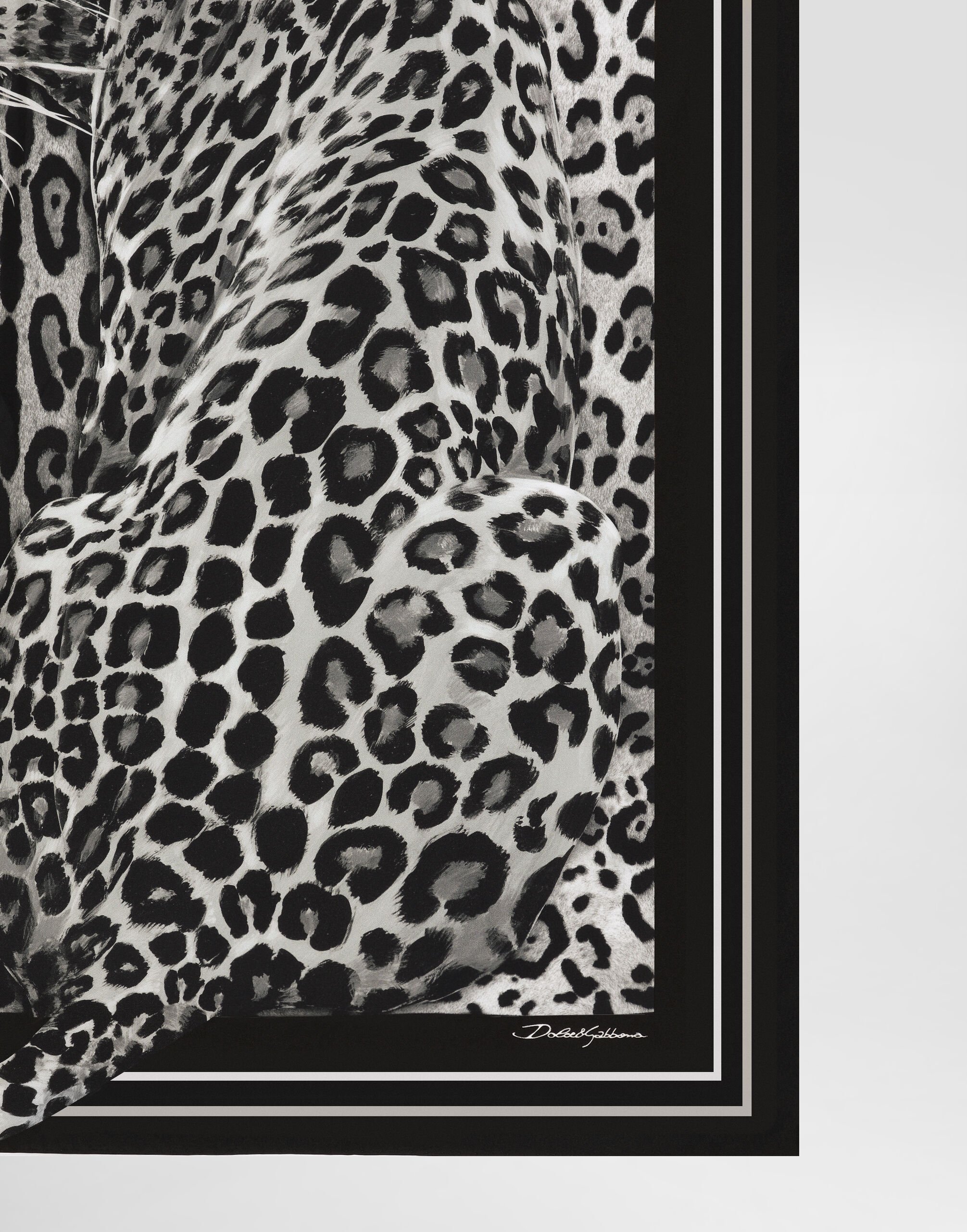 スカーフ Dolce & Gabbana FW25 FOULARD 90X90 (FN090R GDAOZHP3OA) 90x90 silk twill foulard in Multicolor for Women