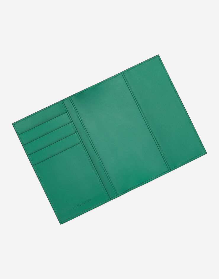 Dolce & Gabbana Calfskin passport holder with logo Green BP2215AN244