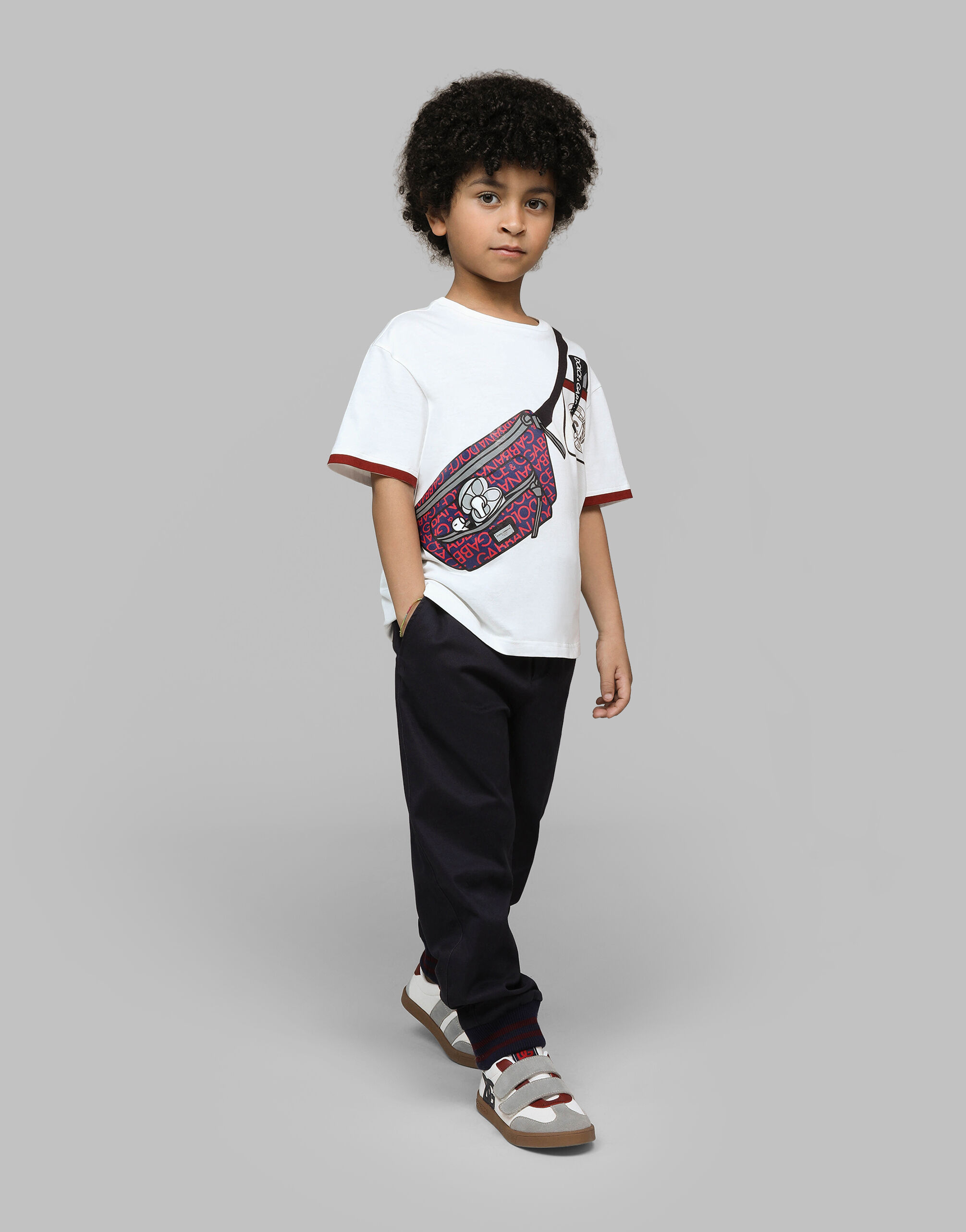 Whiteのボーイズ ベルトポーチプリント ジャージー Tシャツ