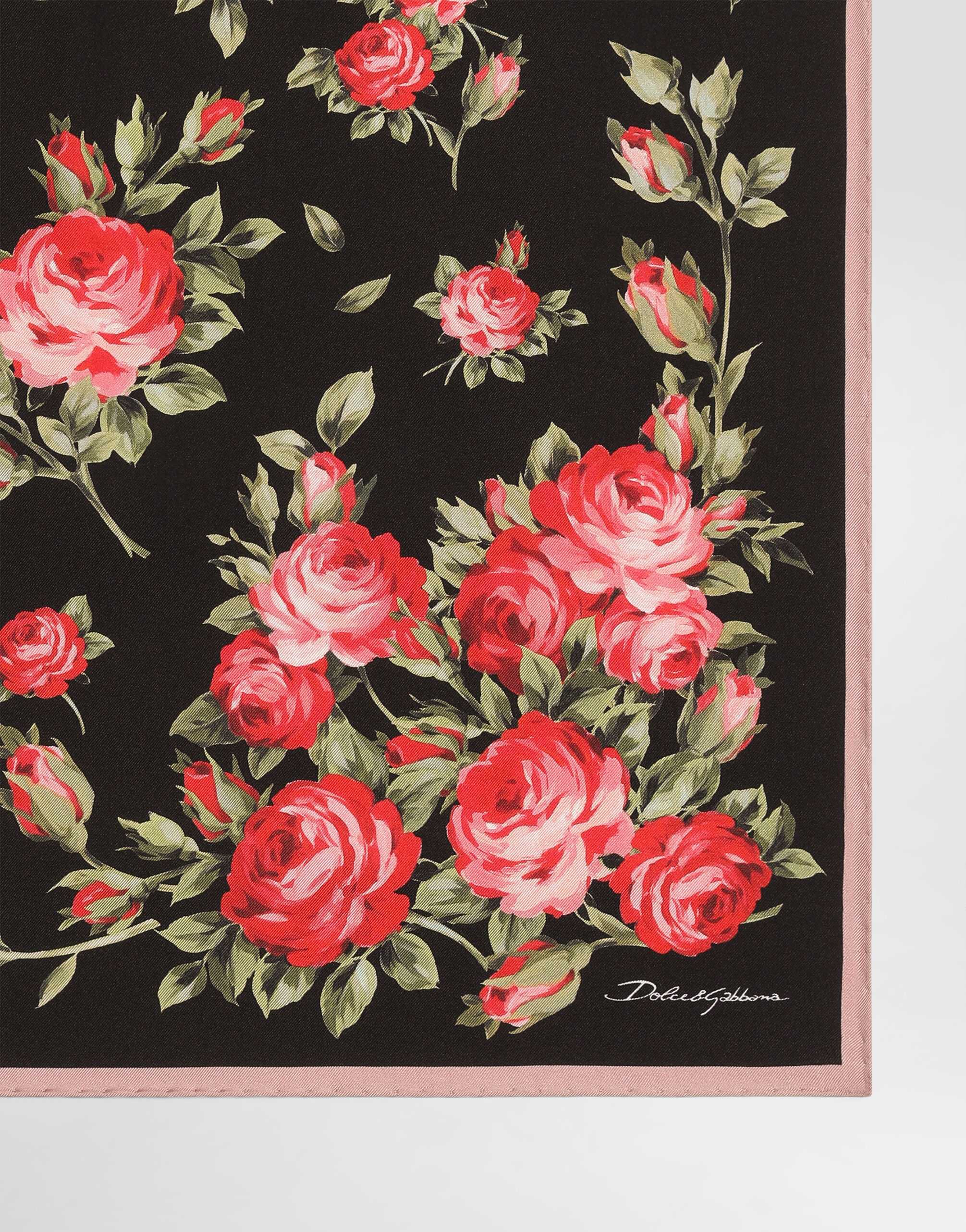 限定価格♡DOLCE&GABBANA 花柄シルクスカーフ Multicolorのウィメンズ Rose bouquet-print silk twill scarf 50x50