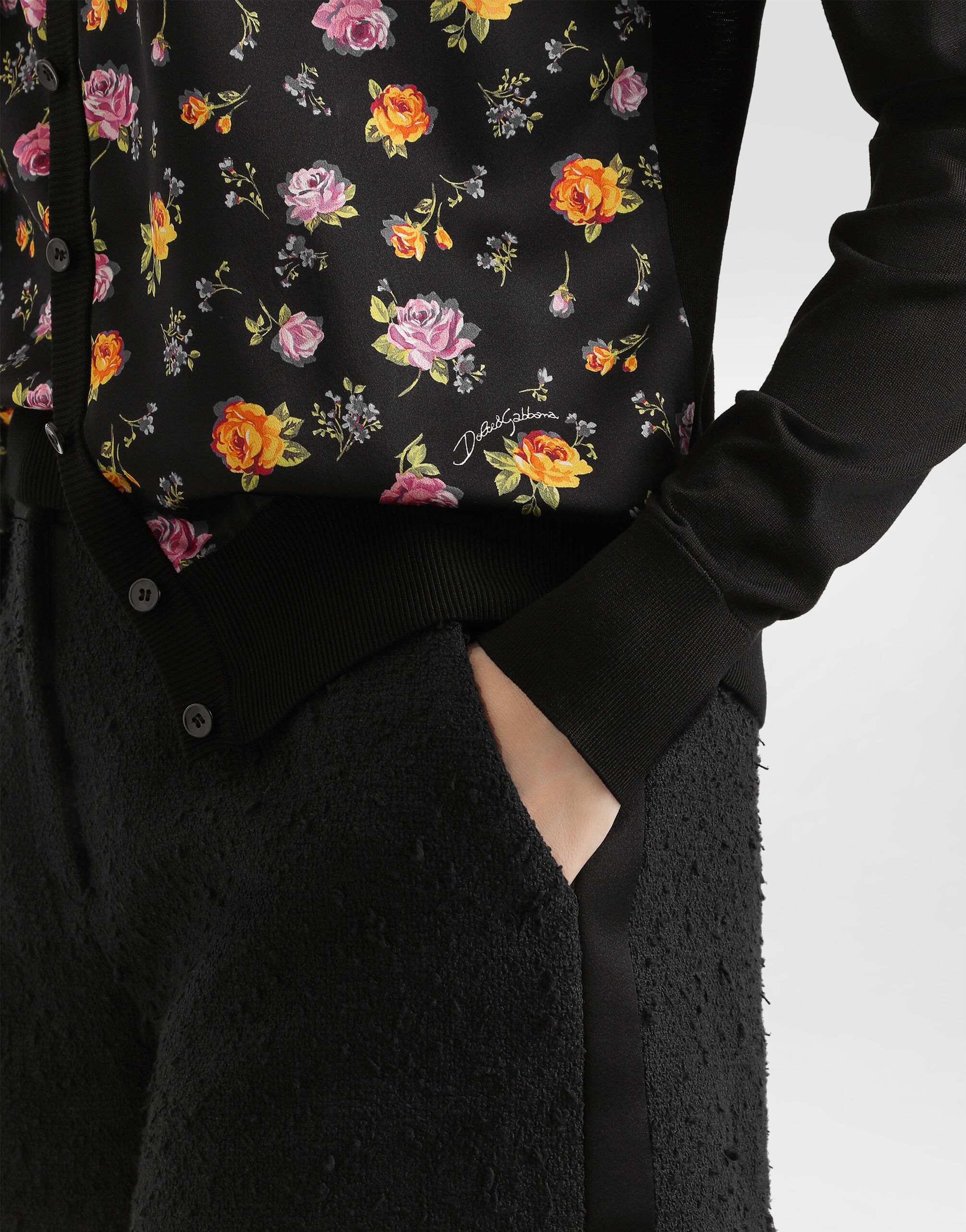 Small rose bouquets-print satin cardigan in Multicolor for Women