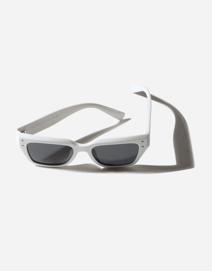 Dolce & Gabbana نظارة شمسية DG Sharped أبيض VG446BVP287
