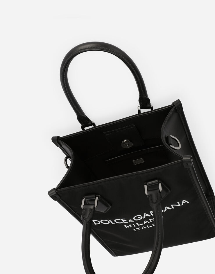 Dolce & Gabbana Kleine Tasche aus Nylon mit gummiertem Logo Schwarz BM2123AG182
