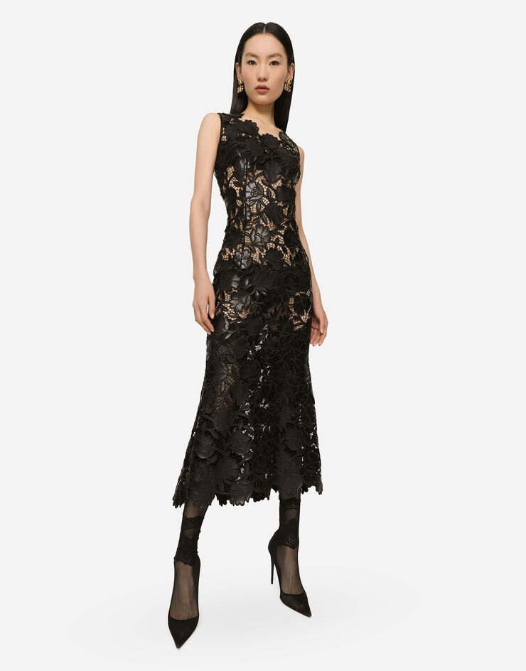 Dolce&Gabbana Longuette-Kleid aus Makramee Kunstleder Schwarz F6ATLTFGSAL