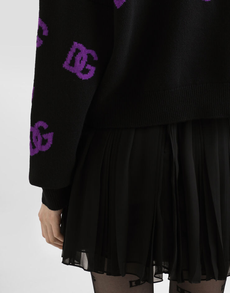 Dolce & Gabbana Wool turtleneck pullover Dolce & Gabbana Wool turtleneck pullover Multicolor FXW04TJCVYX