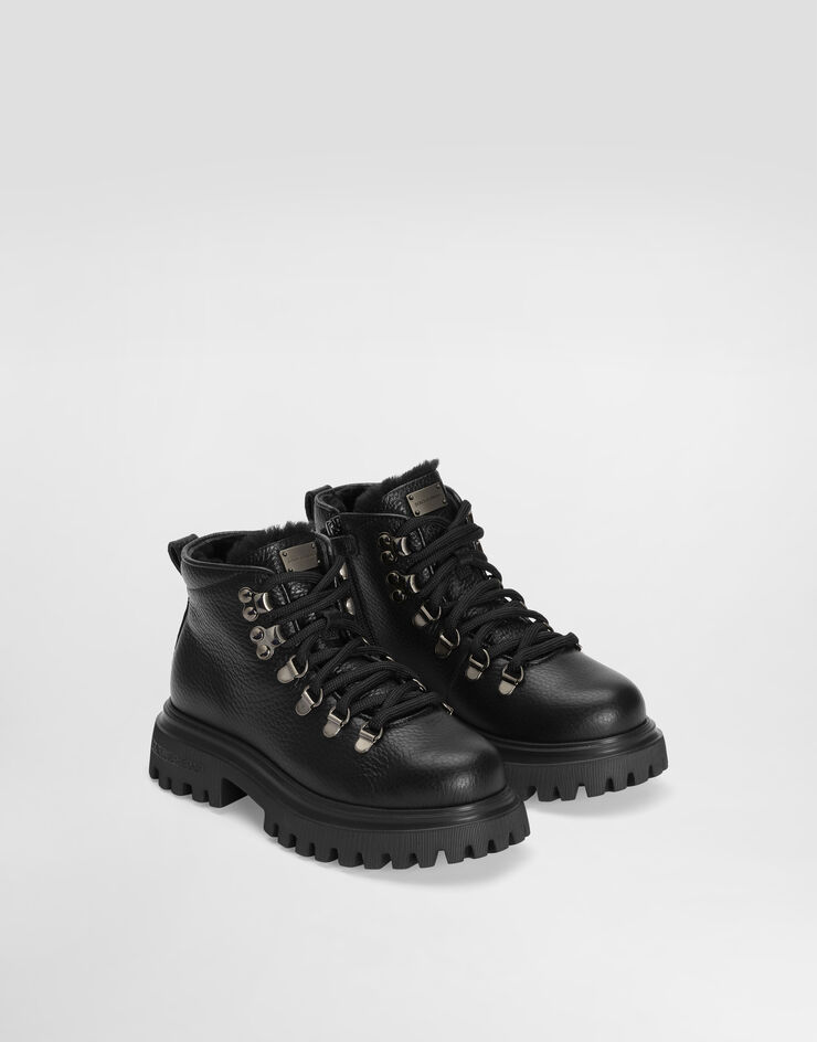 Dolce & Gabbana Calfskin boots Dolce & Gabbana Calfskin boots DA5362A0722
