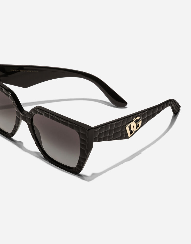 Dolce & Gabbana نظارة DG شمسية متقاطعة ملمس جوز هند أسود VG4438VP88G