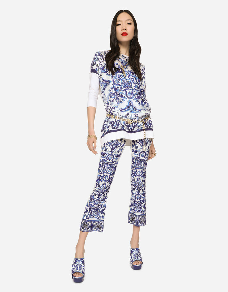 Dolce & Gabbana Rundhalspullover aus Seidentwill mit Majolika-Print Mehrfarbig FXH14TJAST9
