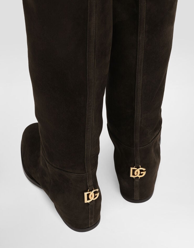 Dolce & Gabbana Stiefel aus Veloursleder Dolce & Gabbana Stiefel aus Veloursleder Braun CU1217A1275