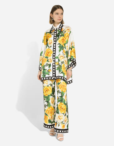 Dolce & Gabbana Pantalon de pyjama en soie à imprimé roses jaunes Imprimé FTAMPTGDA9C