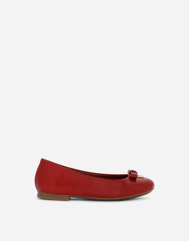 Dolce & Gabbana Ballerines en cuir verni à logo DG en métal Rouge D11141A1328