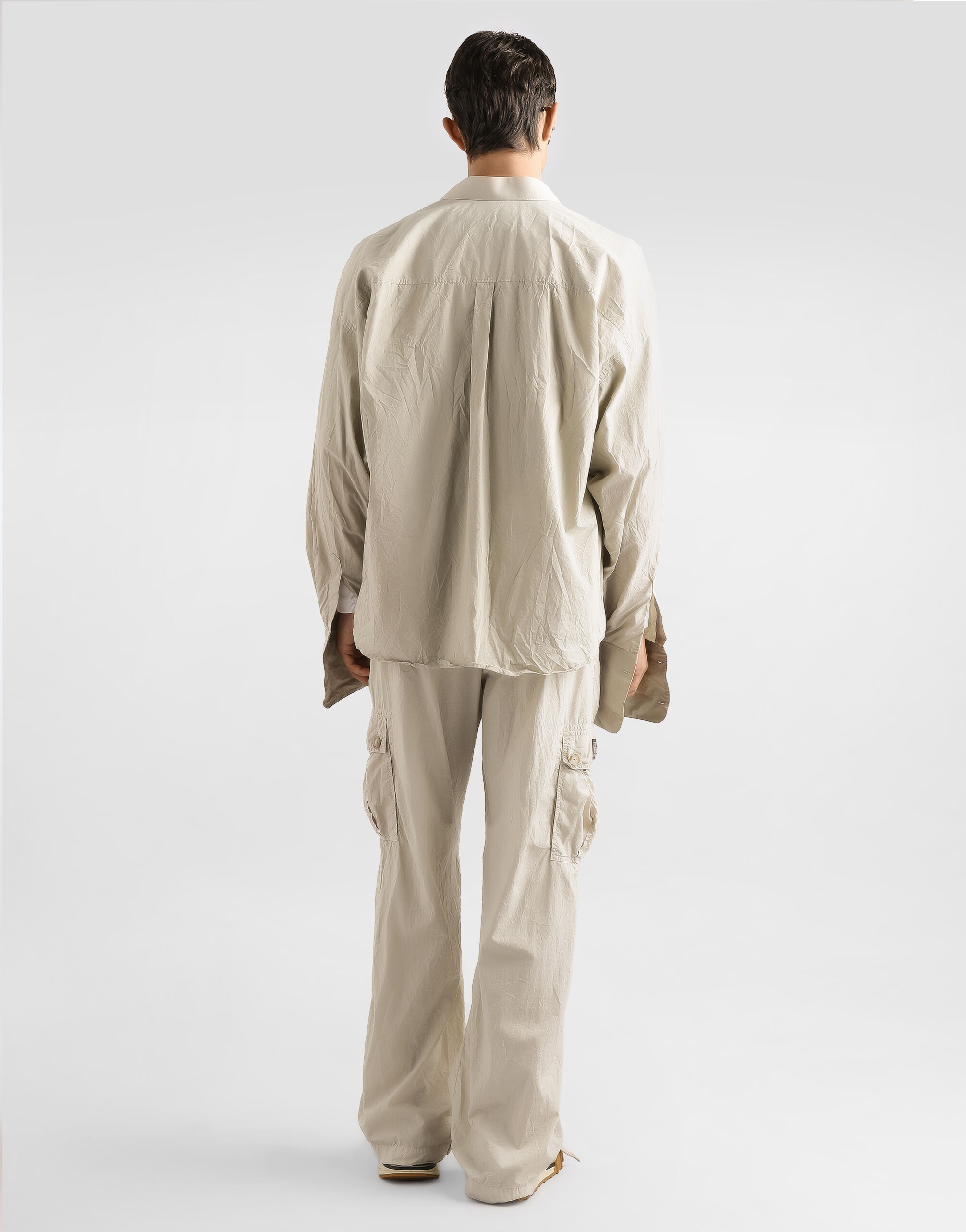 DOLCE & GABBANA ライトベージュ チノパン Poplin trousers in Beige for Men | Dolce&Gabbana® US