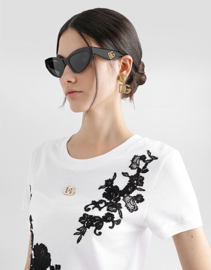 Dolce & Gabbana Jersey T-shirt with DG logo pin and lace details White F8V20TGDCTI