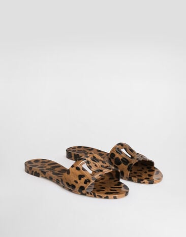 Dolce & Gabbana Leo-print rubber beachwear slides  CW2215A0017