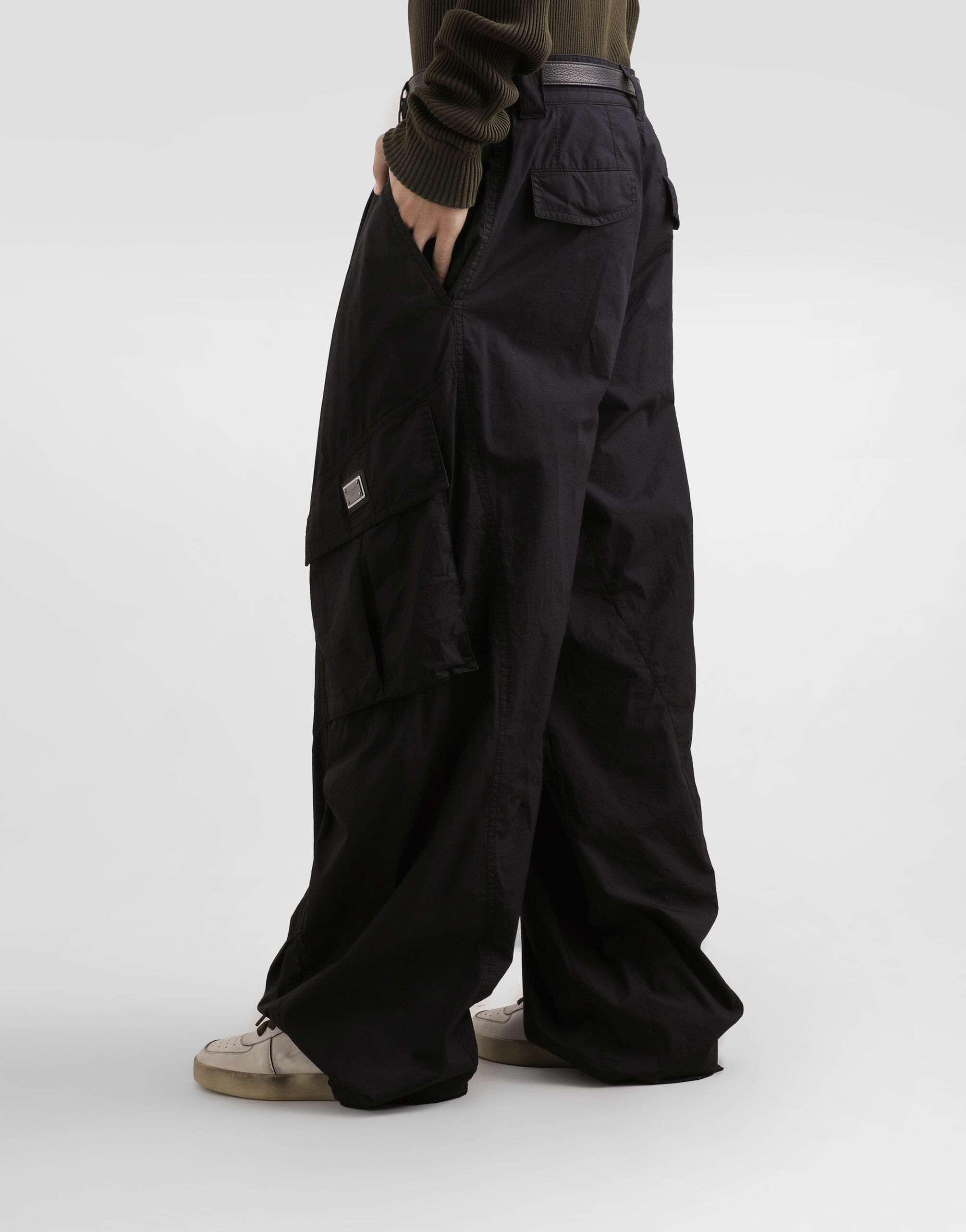 Blackのメンズ Poplin trousers | Dolce&Gabbana®