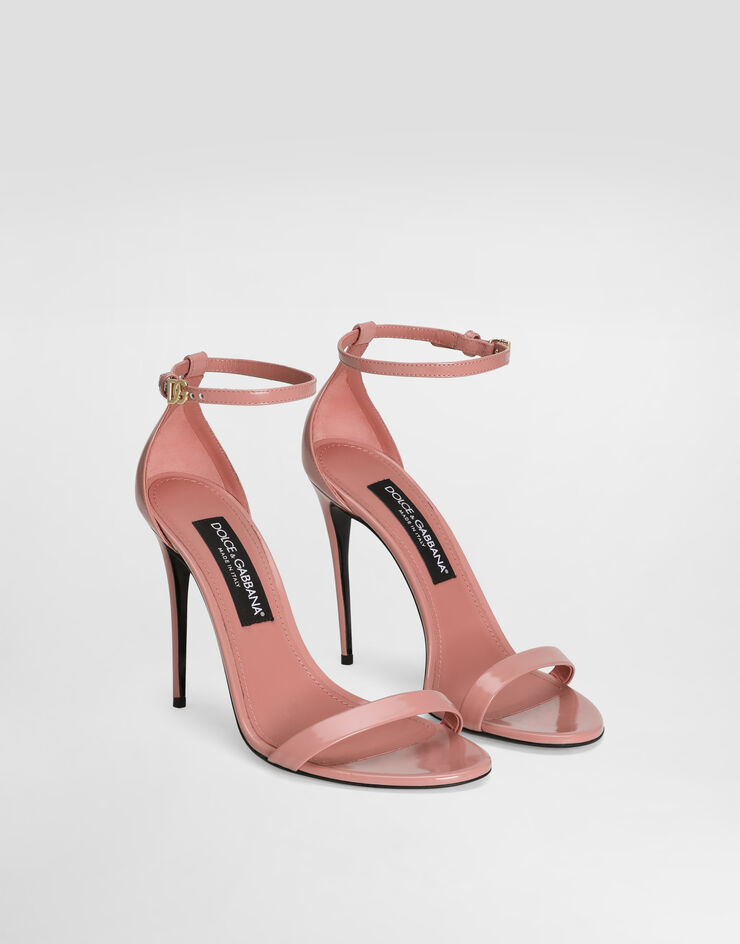 111 Dolce & Gabbana   