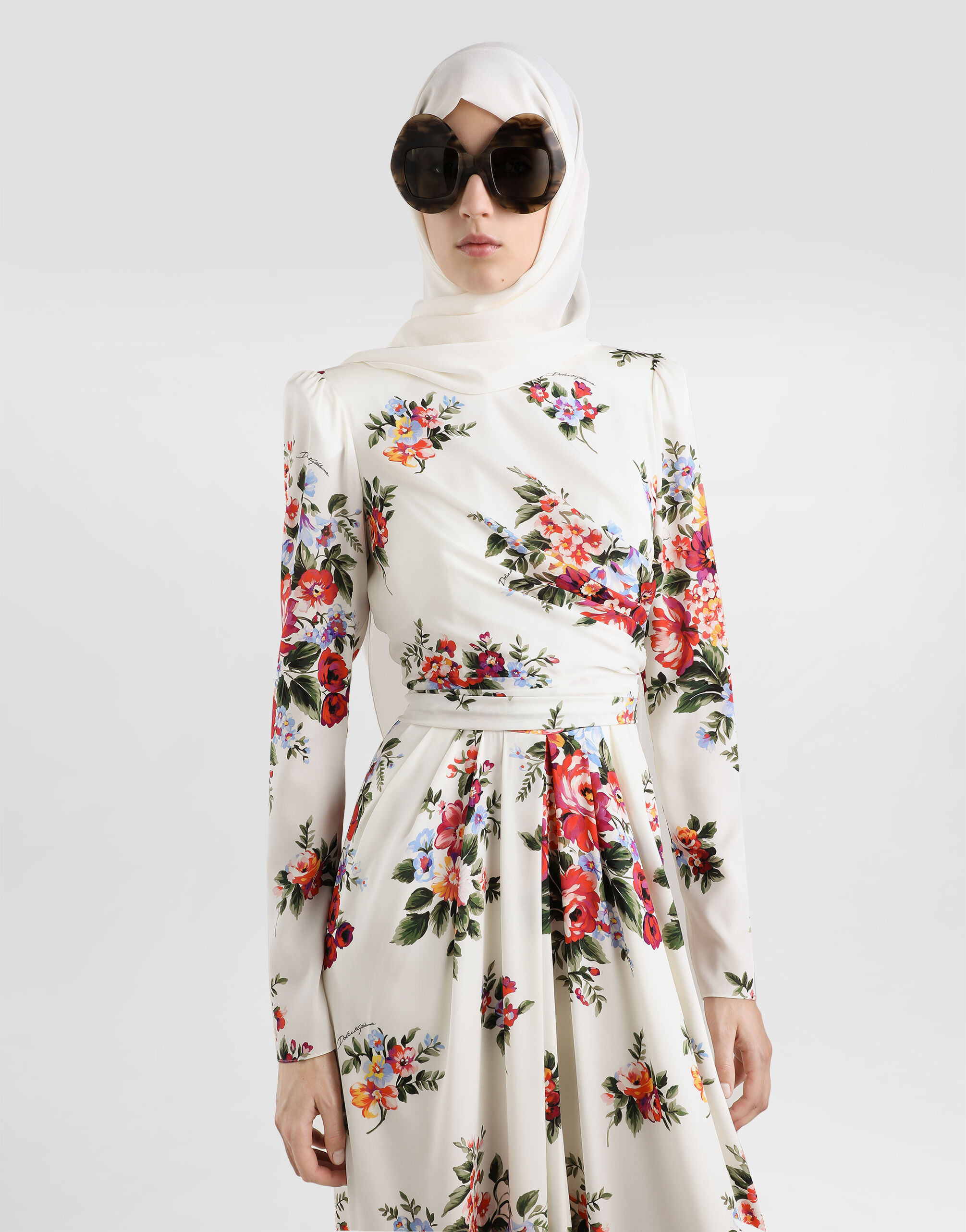 Flower bouquet-print charmeuse dress in Multicolor for Women