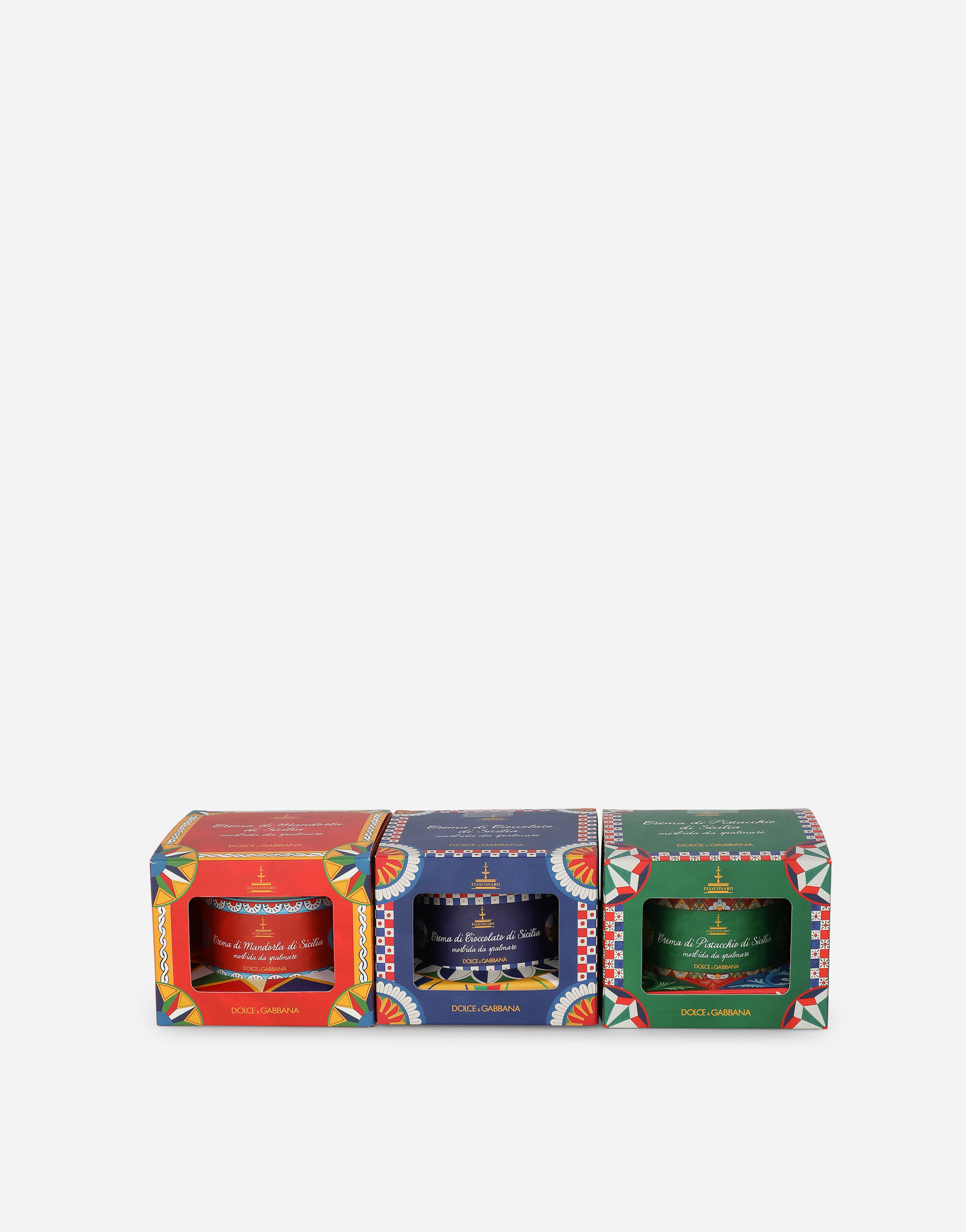 Dolce & Gabbana كريمات قابلة للدهن بالفستق الصقلي واللوز والشوكولاتة المخملية (3×200غ) متعدد الألوان PN2003PCOL1