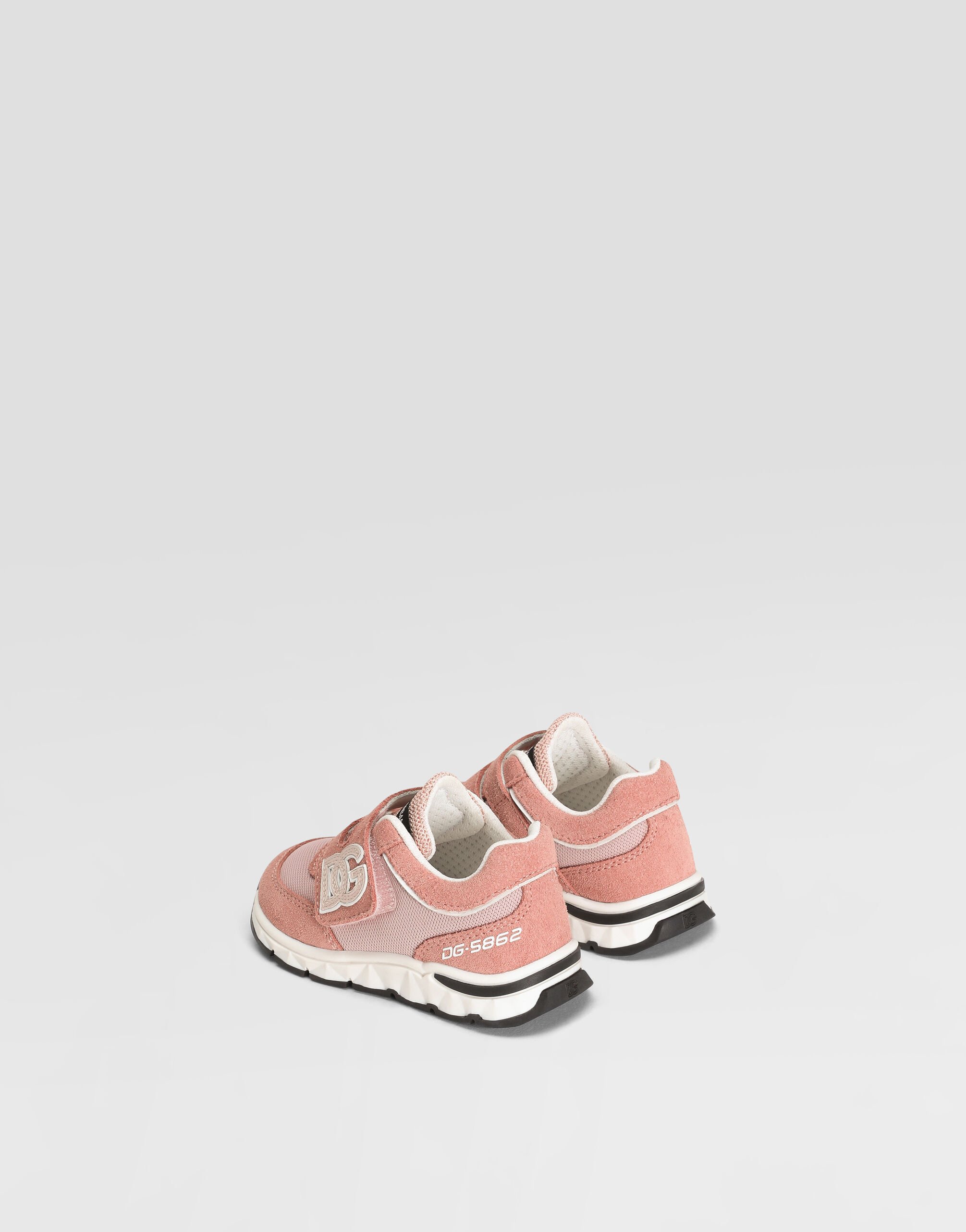 【D&G】 シューレース付きツートン DG スニーカー ピンクのボーイズ DG RUNNING メッシュ&スプリットレザー