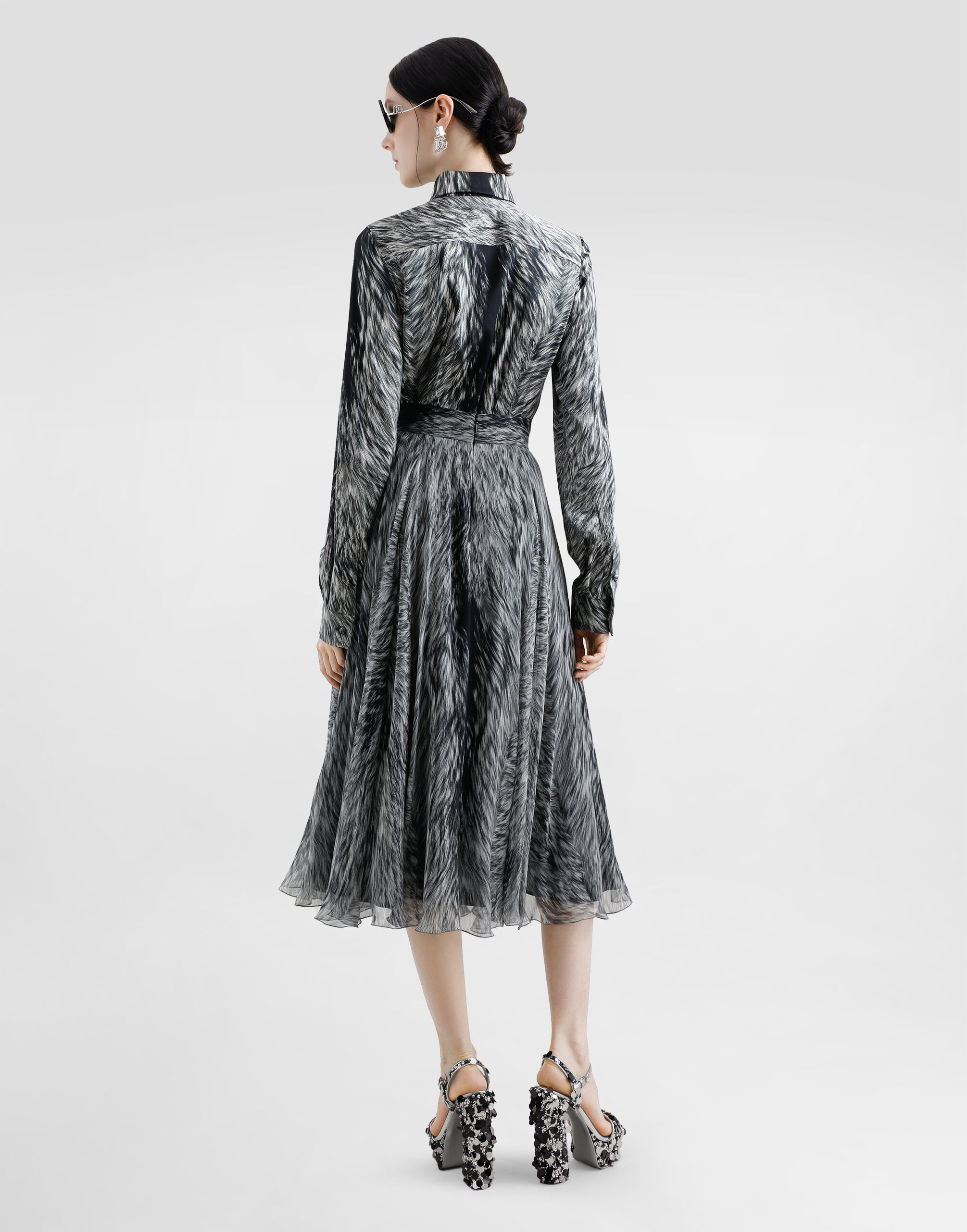 グレーのウィメンズ ファープリント シフォン ロンゲット サーキュラースカート | Dolce&Gabbana®