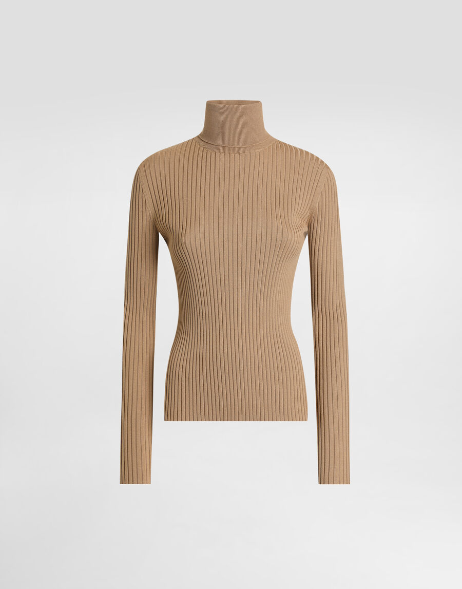 Wool turtleneck pullover