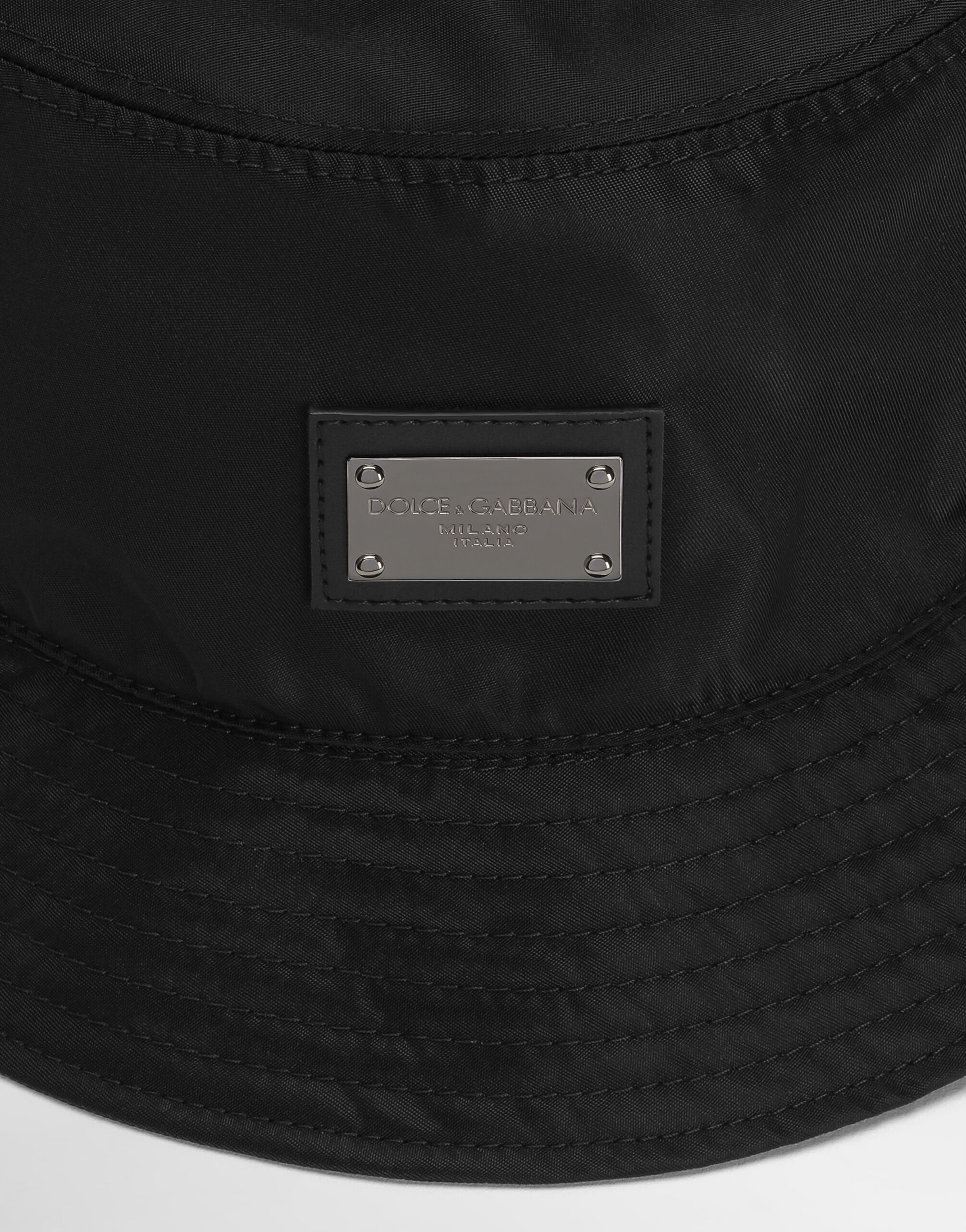 ブラックのメンズ フィッシャーマンズハット ナイロン ロゴプレート