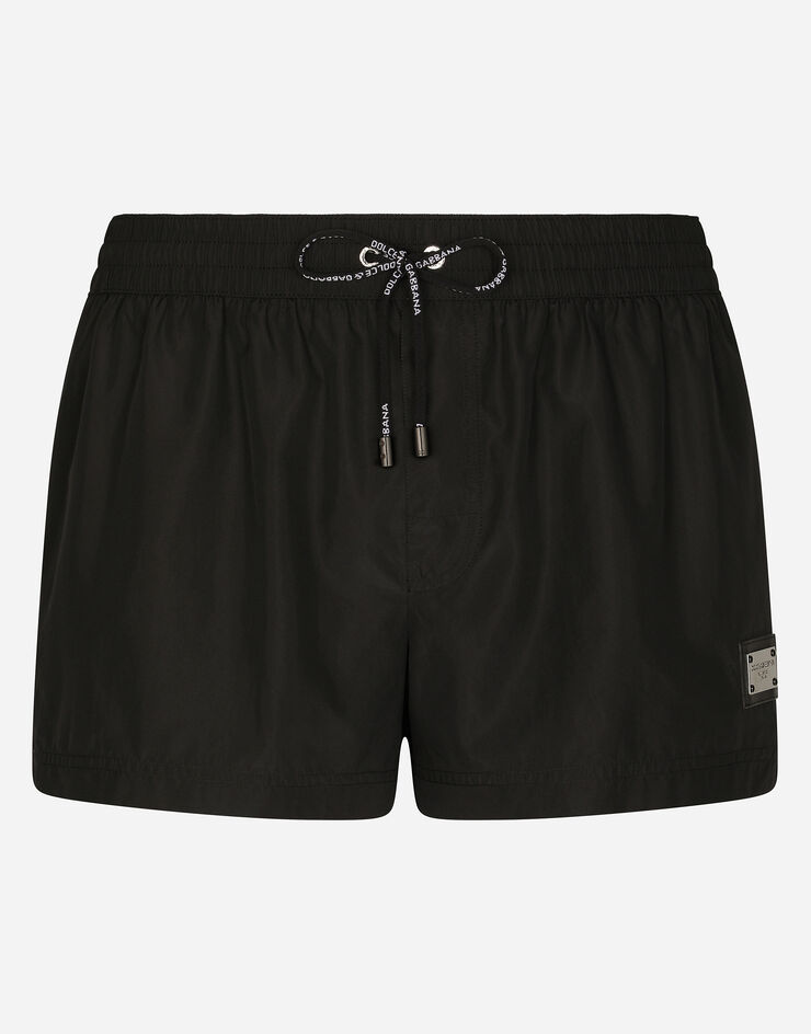 Dolce & Gabbana Kurze Badeshorts mit Logoplakette Schwarz M4E48TFUSFW