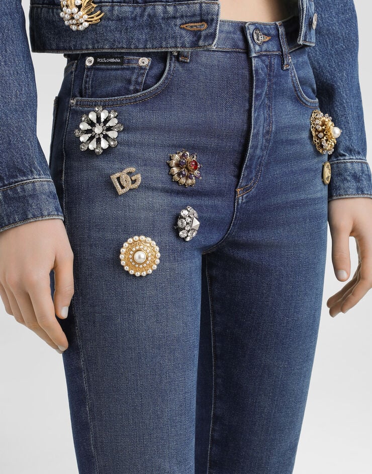 Dolce & Gabbana Pantalon 5 poches en denim à écussons Multicolore FTC67ZG8NY1