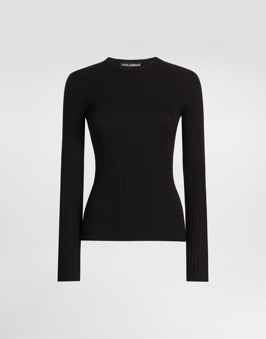 Wool pullover