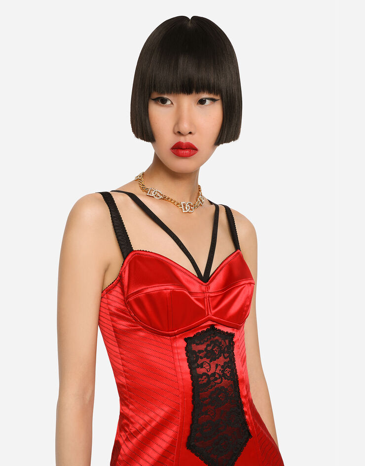 Dolce & Gabbana Kurzes Kleid aus Satin mit Detail aus Spitze Rot F6AYITFURAD
