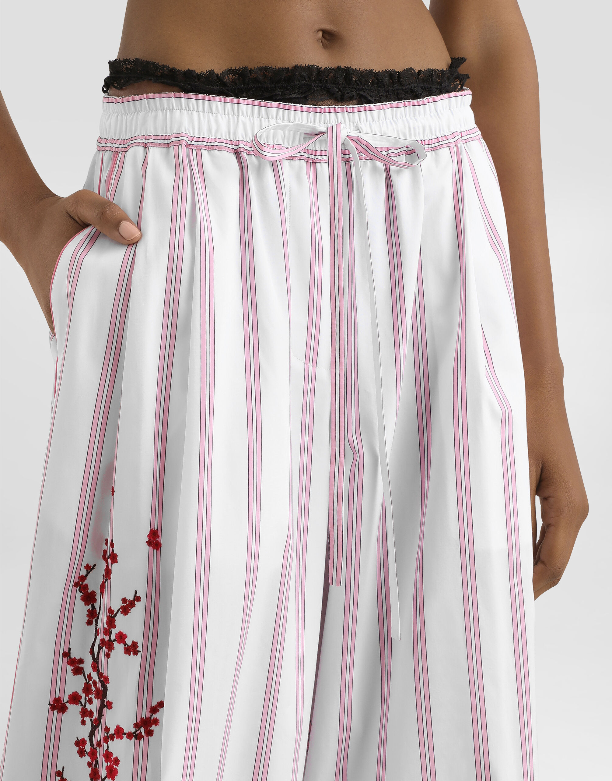 Poplin trousers with thread floral embroidery in Multicolor for