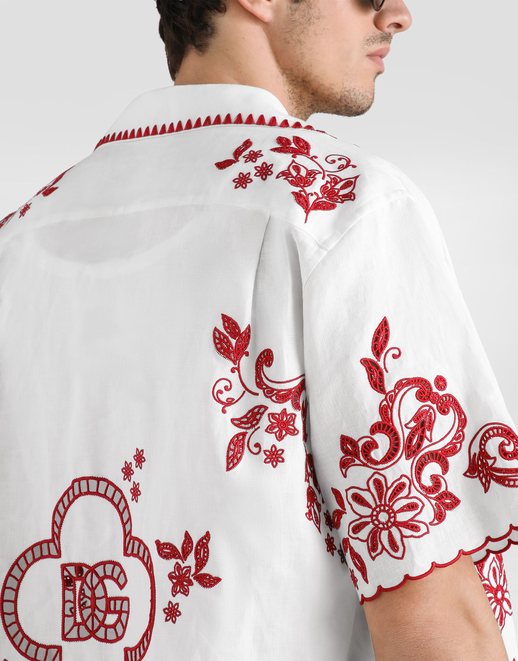 Whiteのメンズ カットワーク リネン ハワイ シャツ | Dolce&Gabbana®