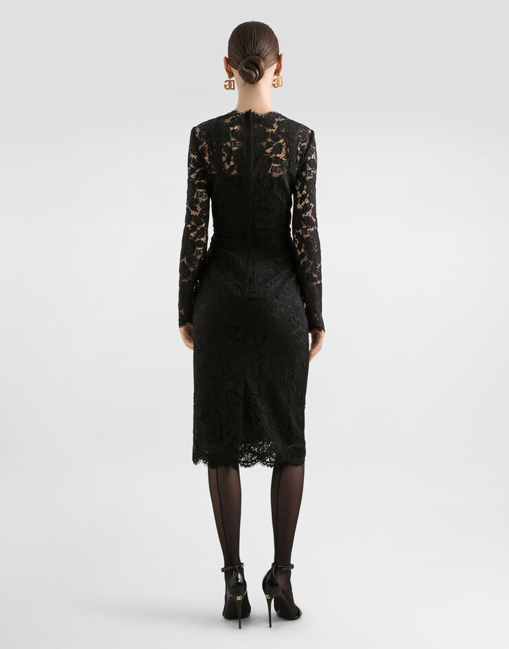 Dolce & Gabbana Longuette-Langarmkleid aus elastischer Spitze mit Logo Schwarz F6M0DTFLRE1