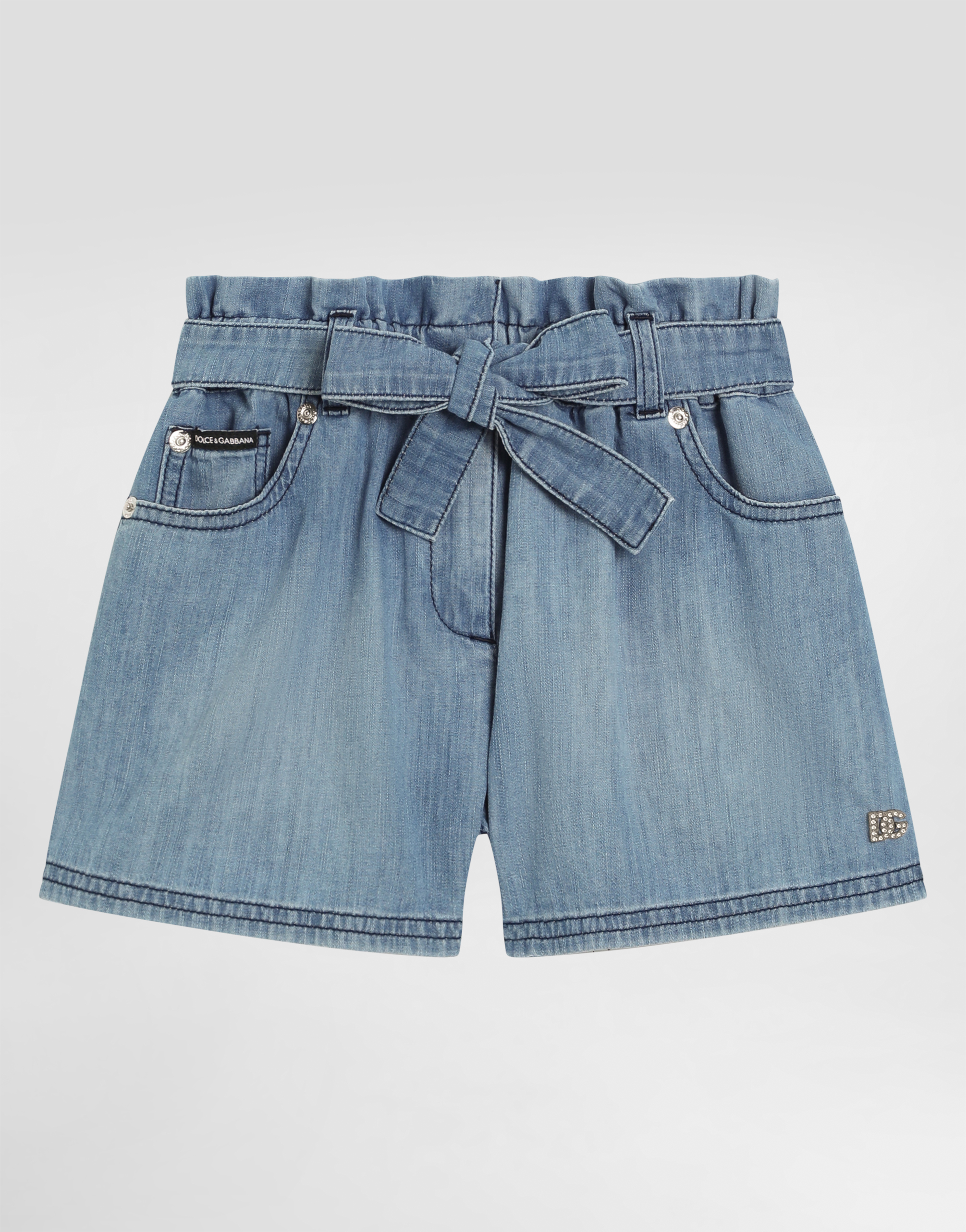 ショートパンツ Dolce & Gabbana SHORTS (FTAG1TFSADD HK13M) 5-pocket denim shorts with DG logo in Multicolor for Girls
