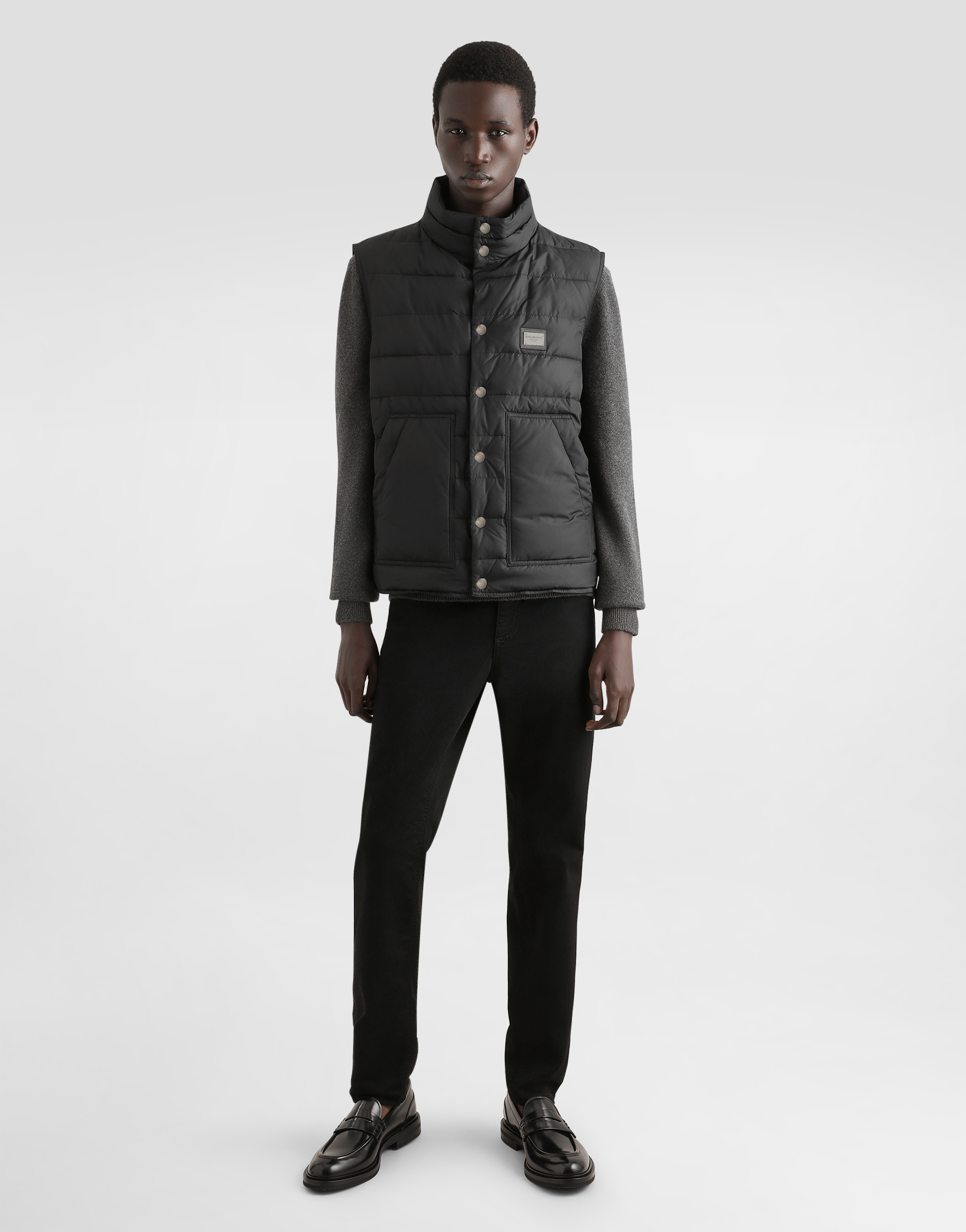 Dolce & Gabbana Gilet Nylon Con Placca Logata In Black